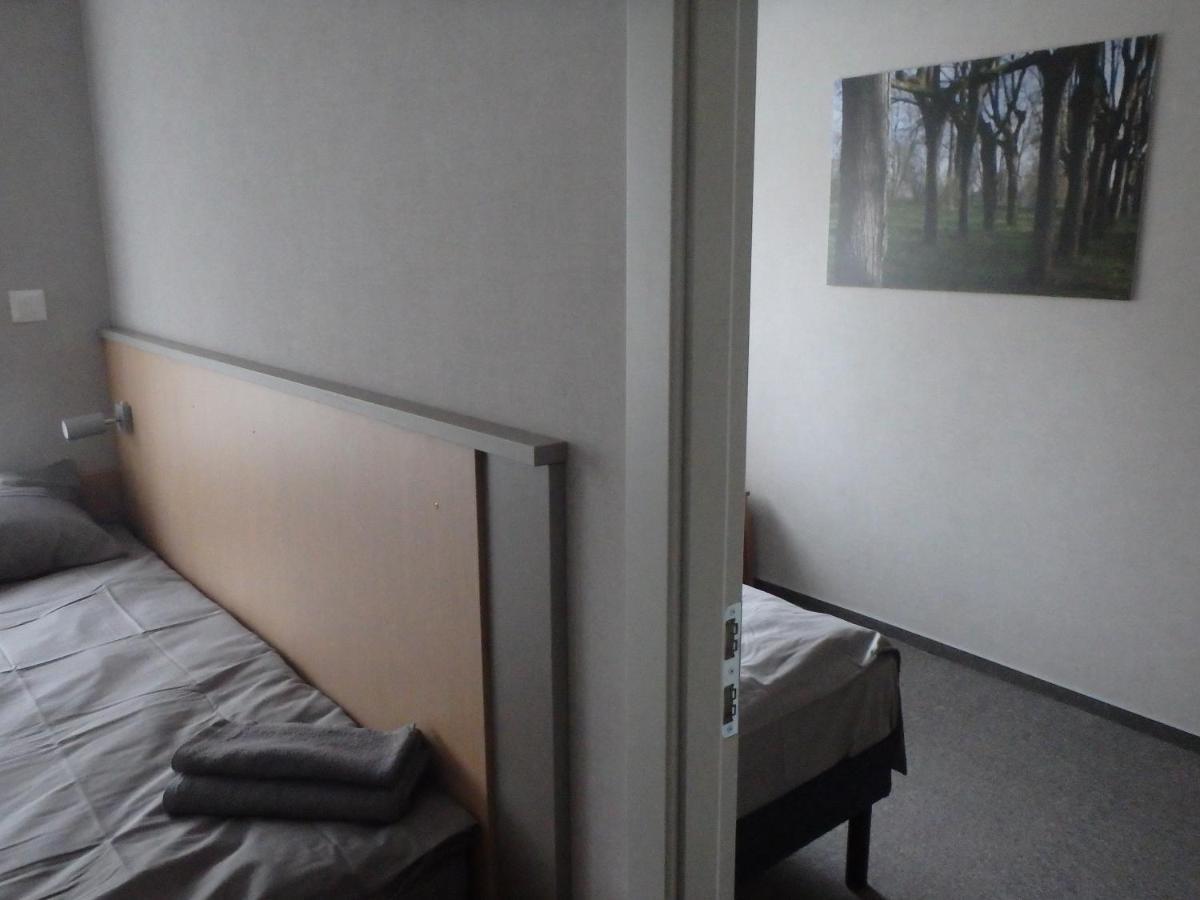 Hostel Sili Mezciems  エクステリア 写真